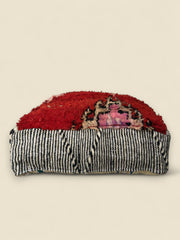 Side view showing Zebra design 