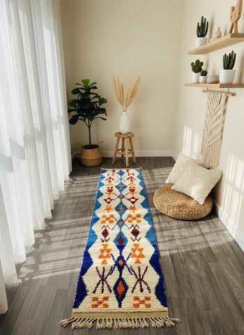 Handmade wool runner with geometric pattern
